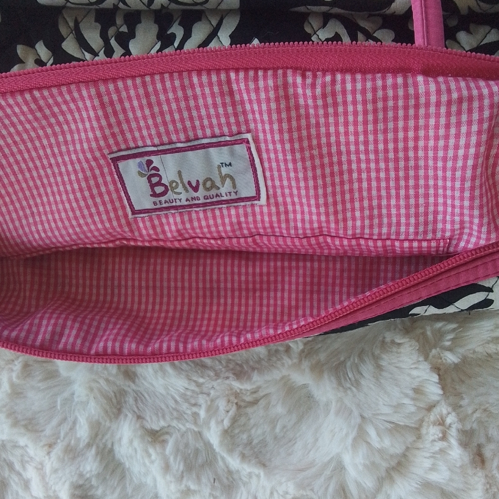 Belvah Black and White Tote with Pink Handles - Picture 5 of 5